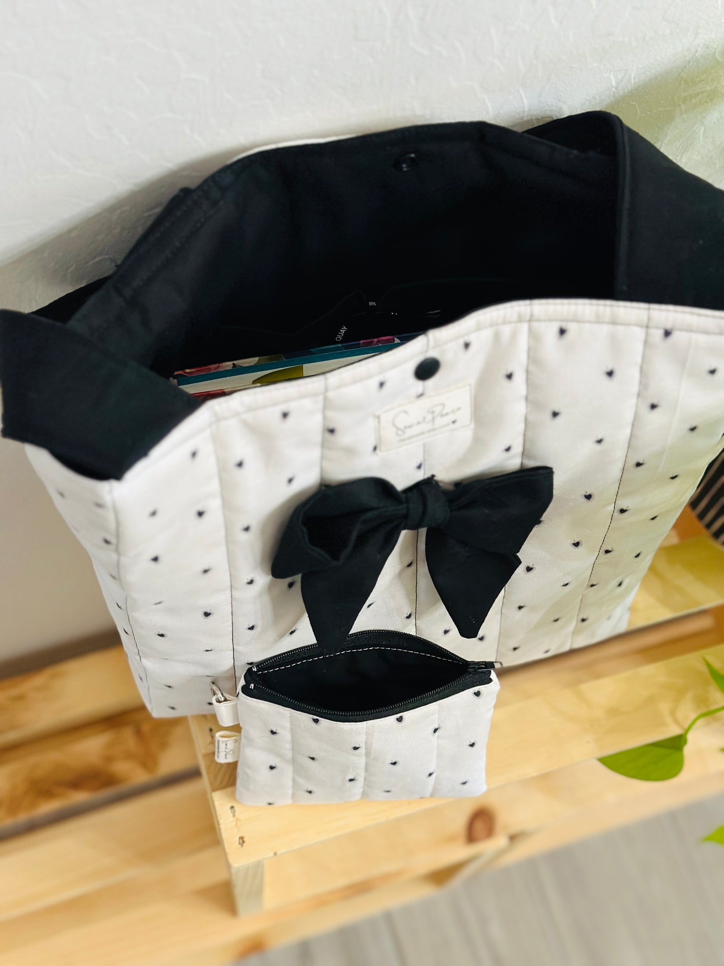 "Vivian Gray" Coquette Everyday Tote Bag/Wallet Bundle**DISCOUNTED*