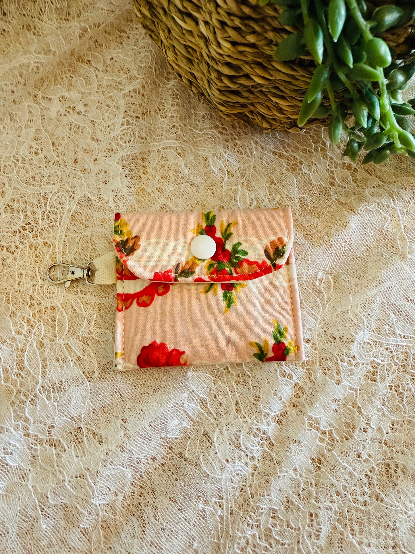 Earbud Holder with Clasp