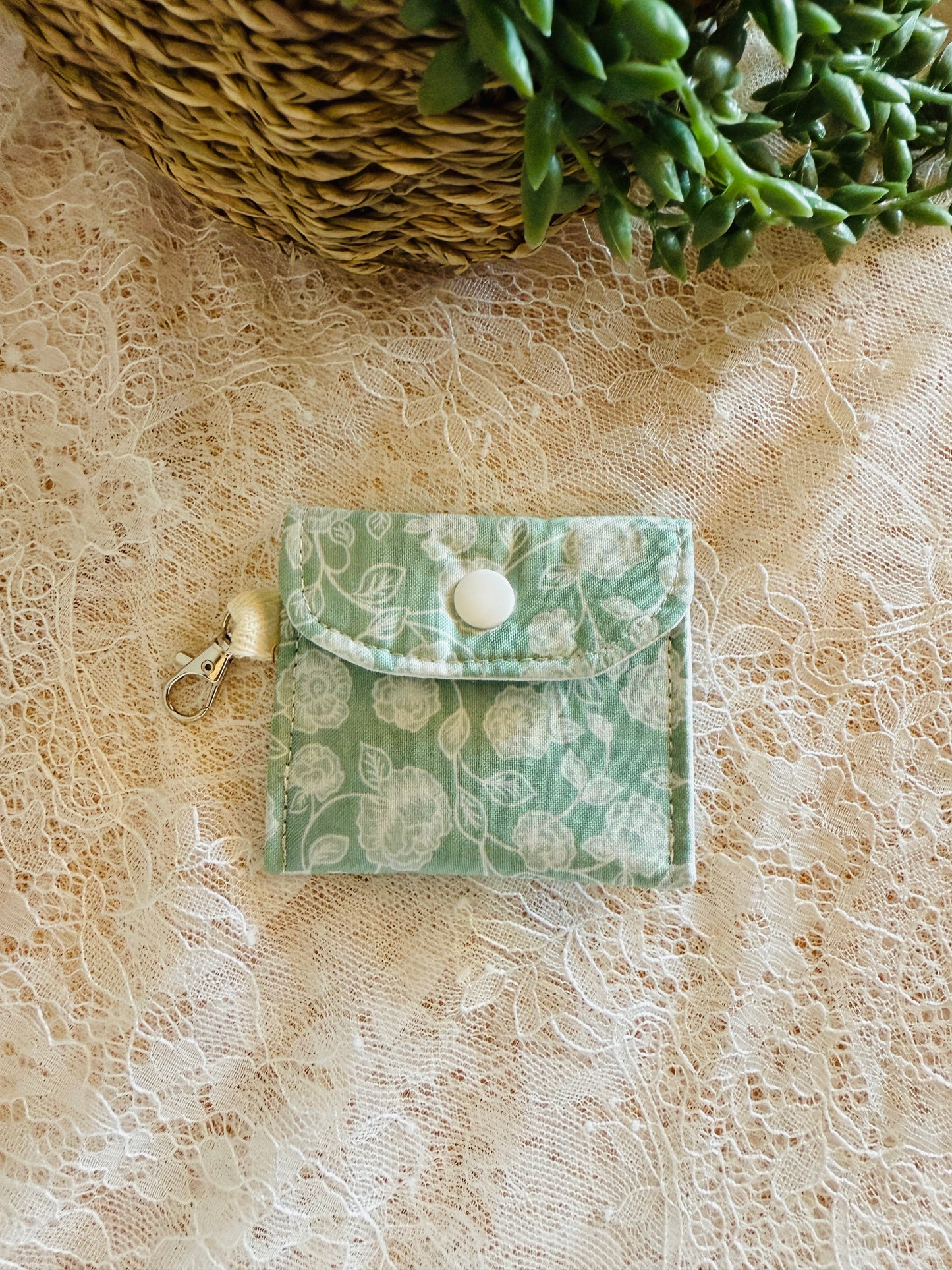 Earbud Holder with Clasp