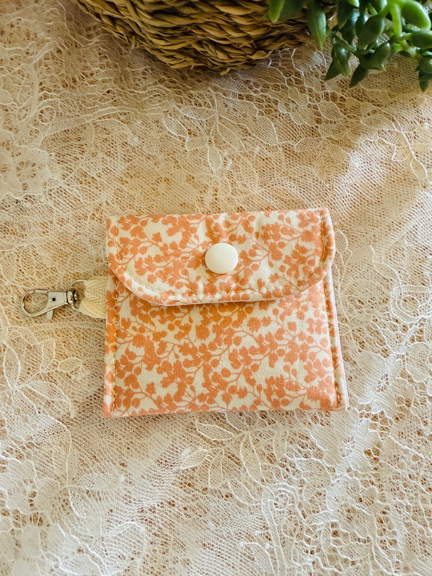 Earbud Holder with Clasp