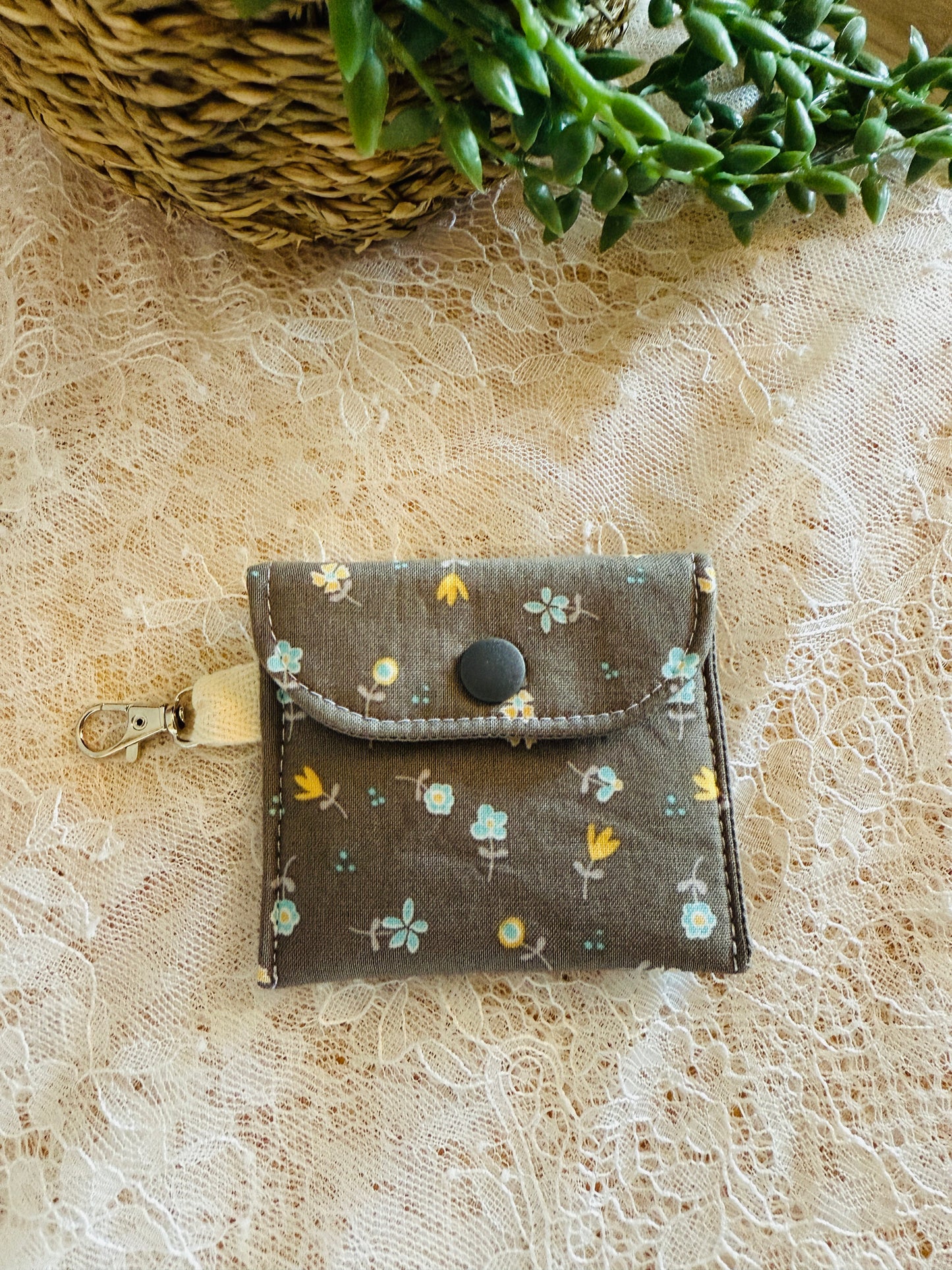 Earbud Holder with Clasp