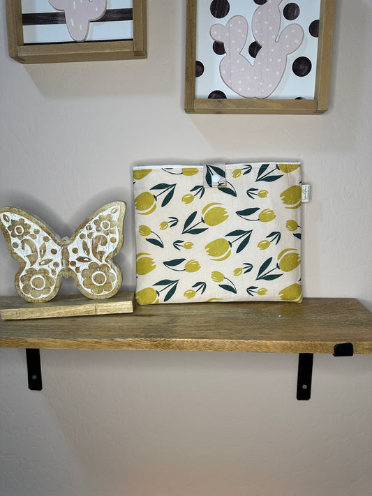 Book Sleeve with snap - pink with gold tulips