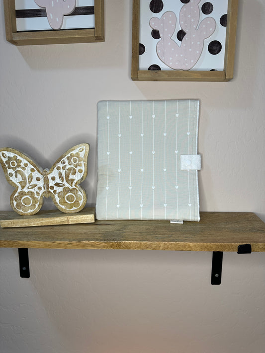 Book Sleeve with snap - gray with white hearts