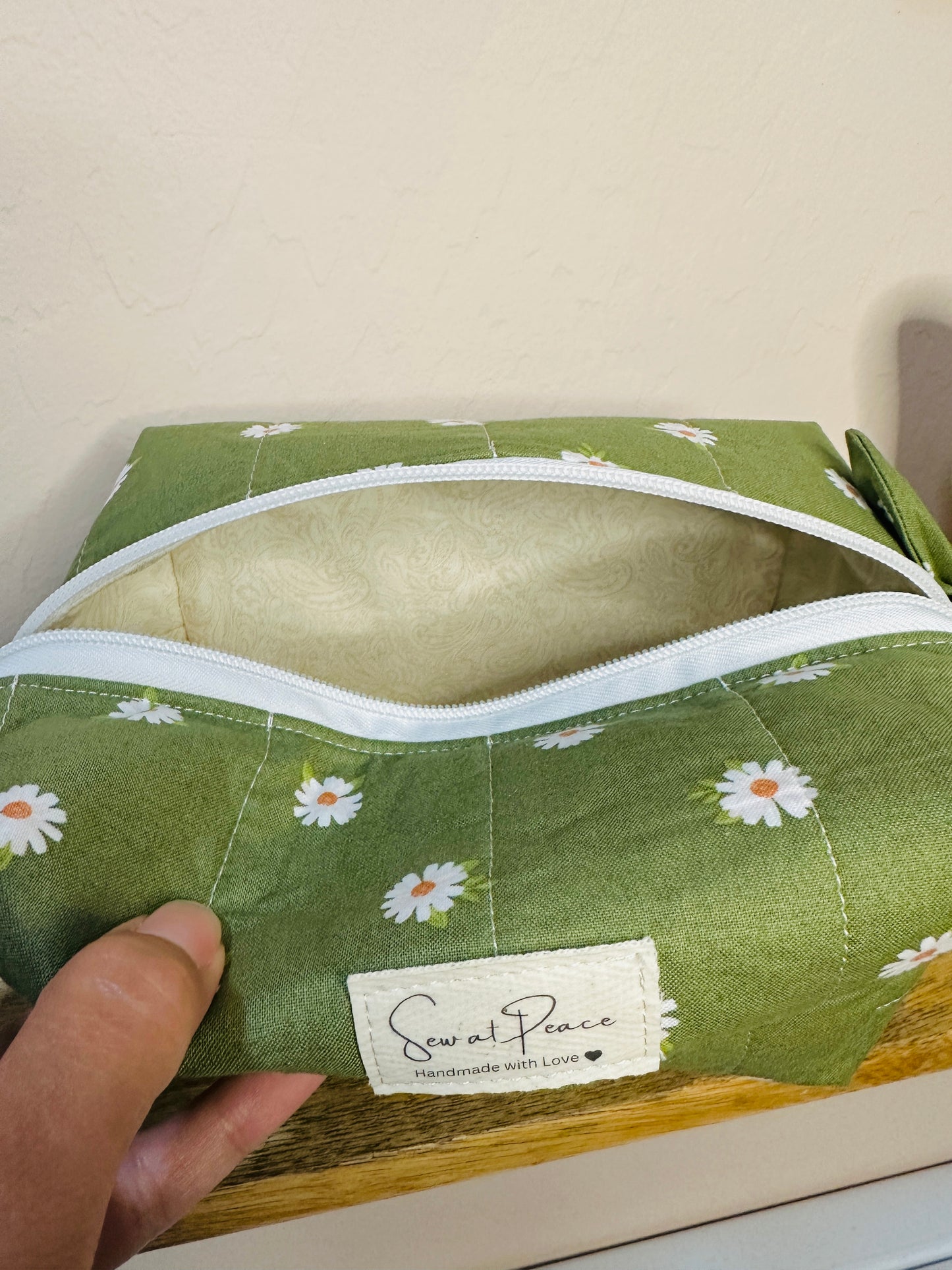 Makeup Bag/Boxy Pouches -Green Daisy