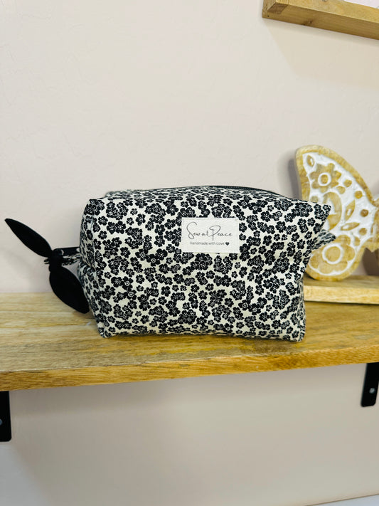 Makeup Bag/Boxy Pouches - Black Floral