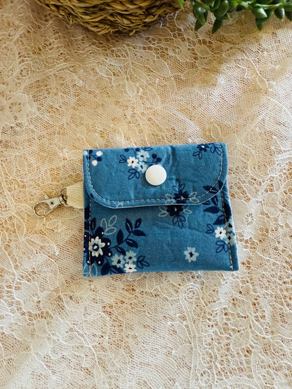 Earbud Holder with Clasp