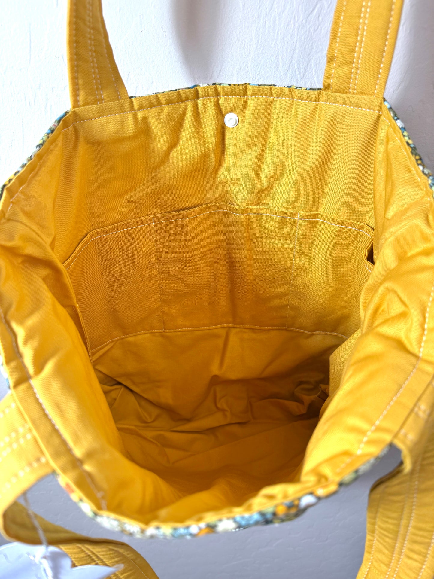 Green Hippie Floral Everyday Tote Bag