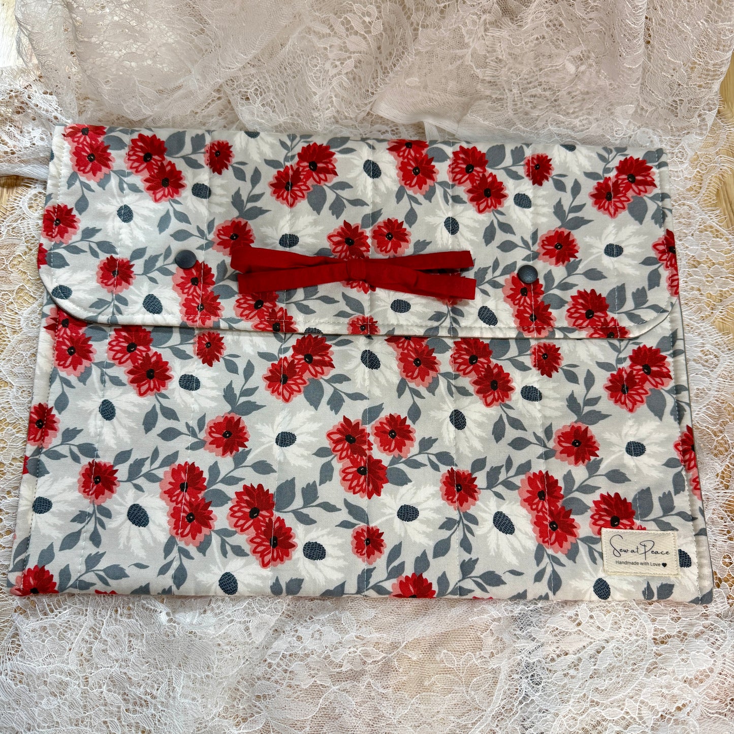 Laptop Sleeve - Gray/Red Floral