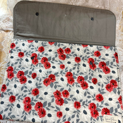 Laptop Sleeve - Gray/Red Floral