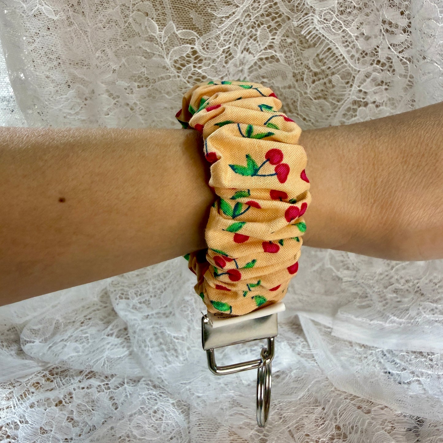 Scrunchy Wristlet - Cherry Sherbet