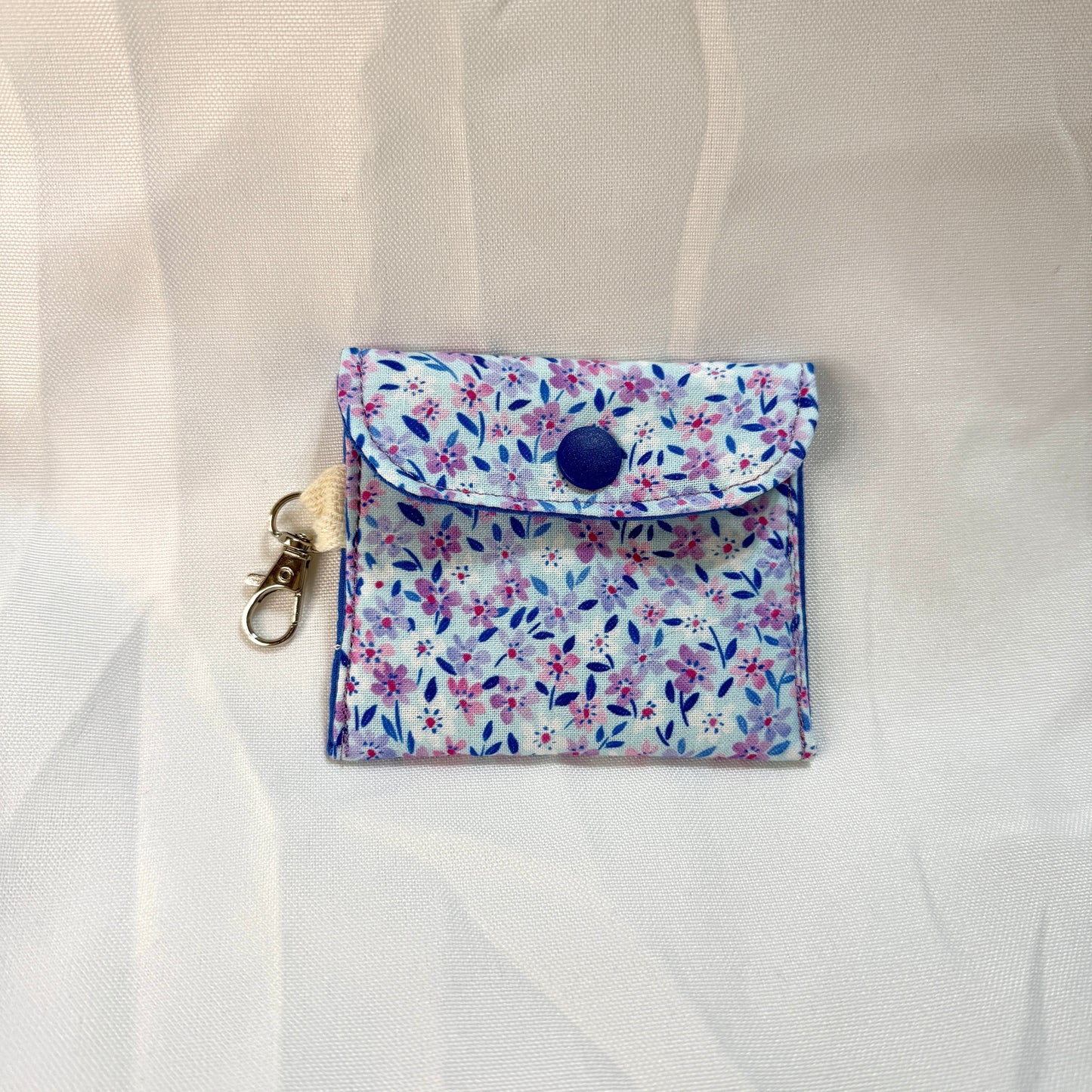 Earbud Holder with Clasp