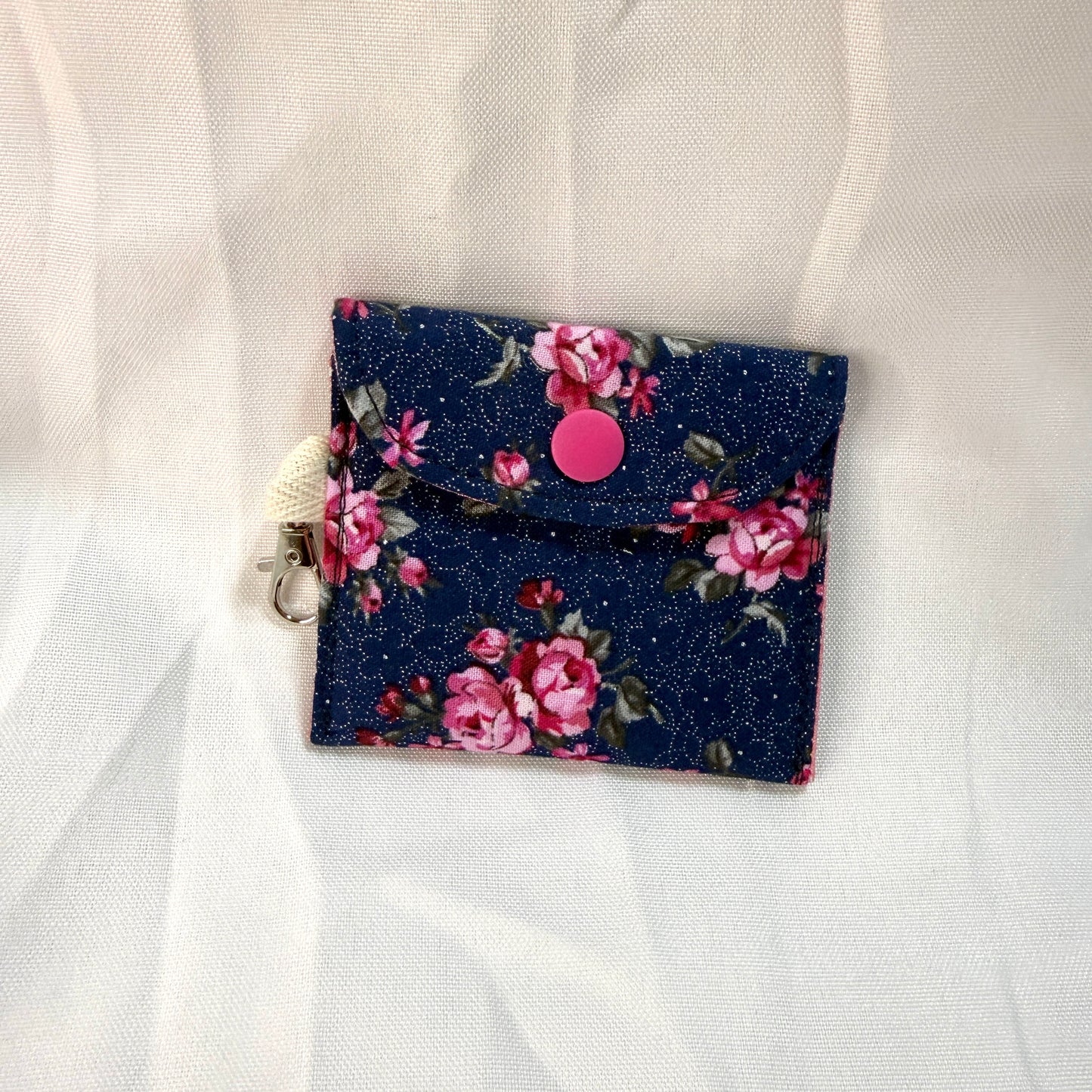 Earbud Holder with Clasp