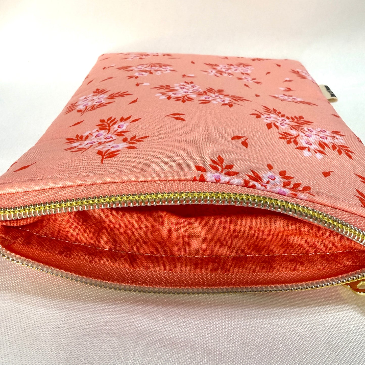 E-Reader/Kindle Sleeves w/bows or rick rack