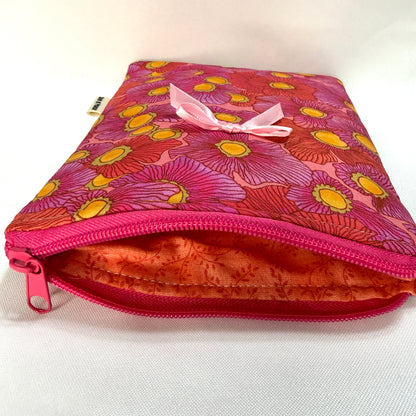 E-Reader/Kindle Sleeves w/bows or rick rack