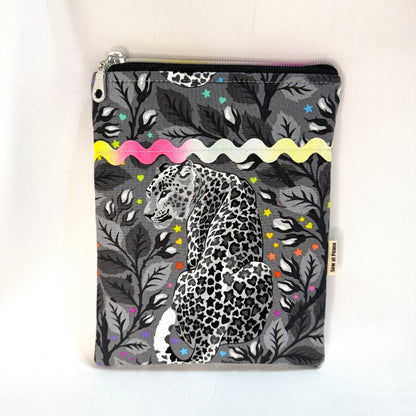 E-Reader/Kindle Sleeves w/bows or rick rack
