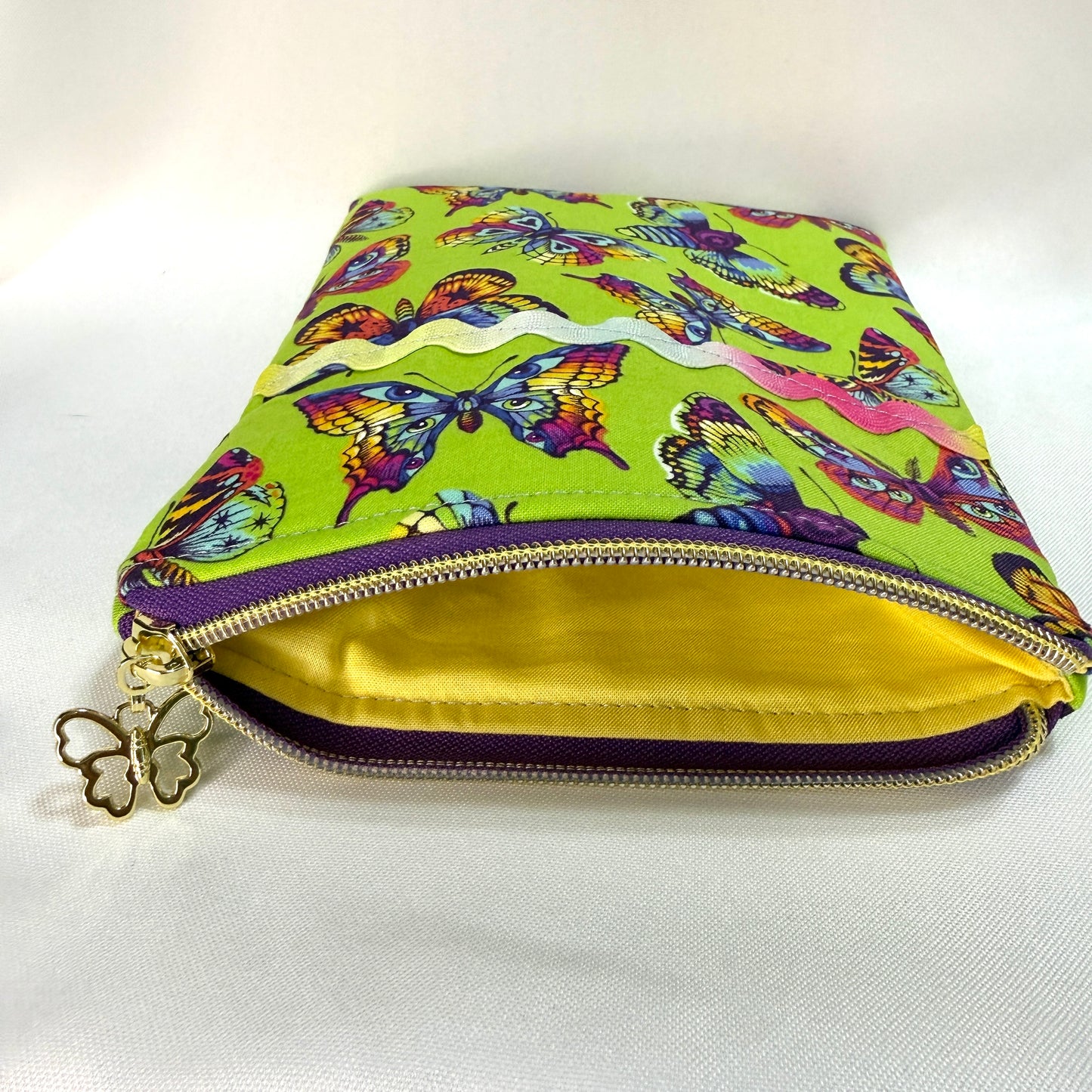 E-Reader/Kindle Sleeves w/bows or rick rack