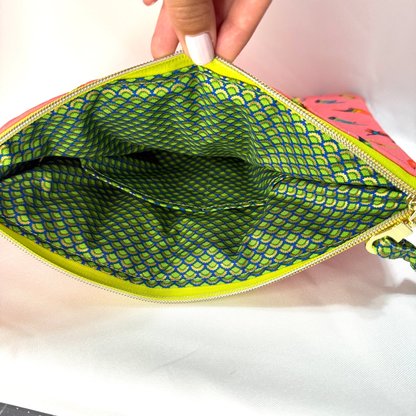Tablet/iPAD Sleeve - Parrot Parade
