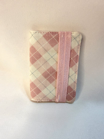 Card Wallet with elastic closure